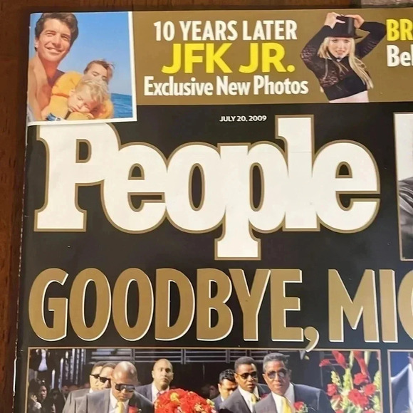 People Magazine Goodbye Michael - Picture 3 of 8